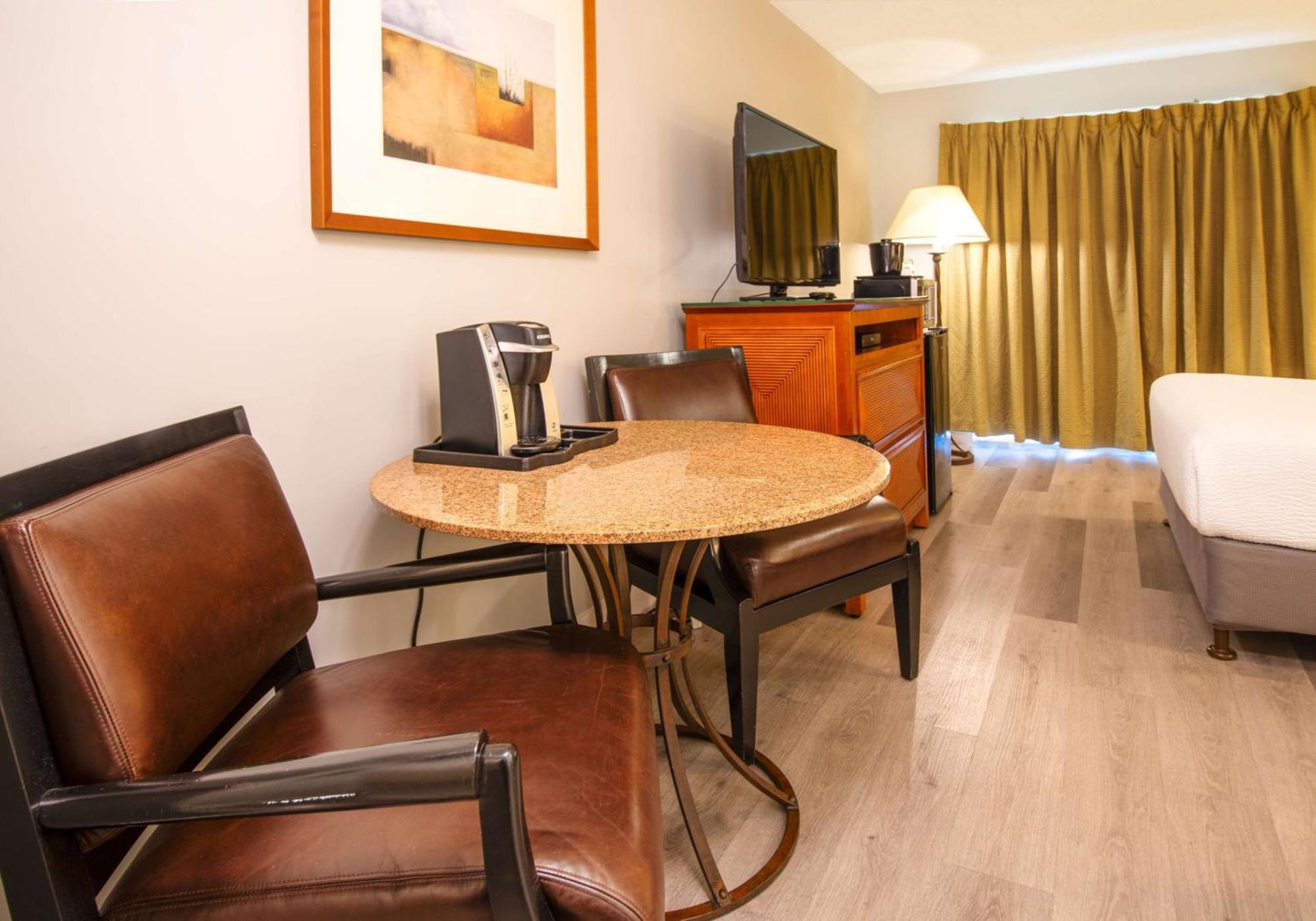 Coast Parksville Hotel Esterno foto