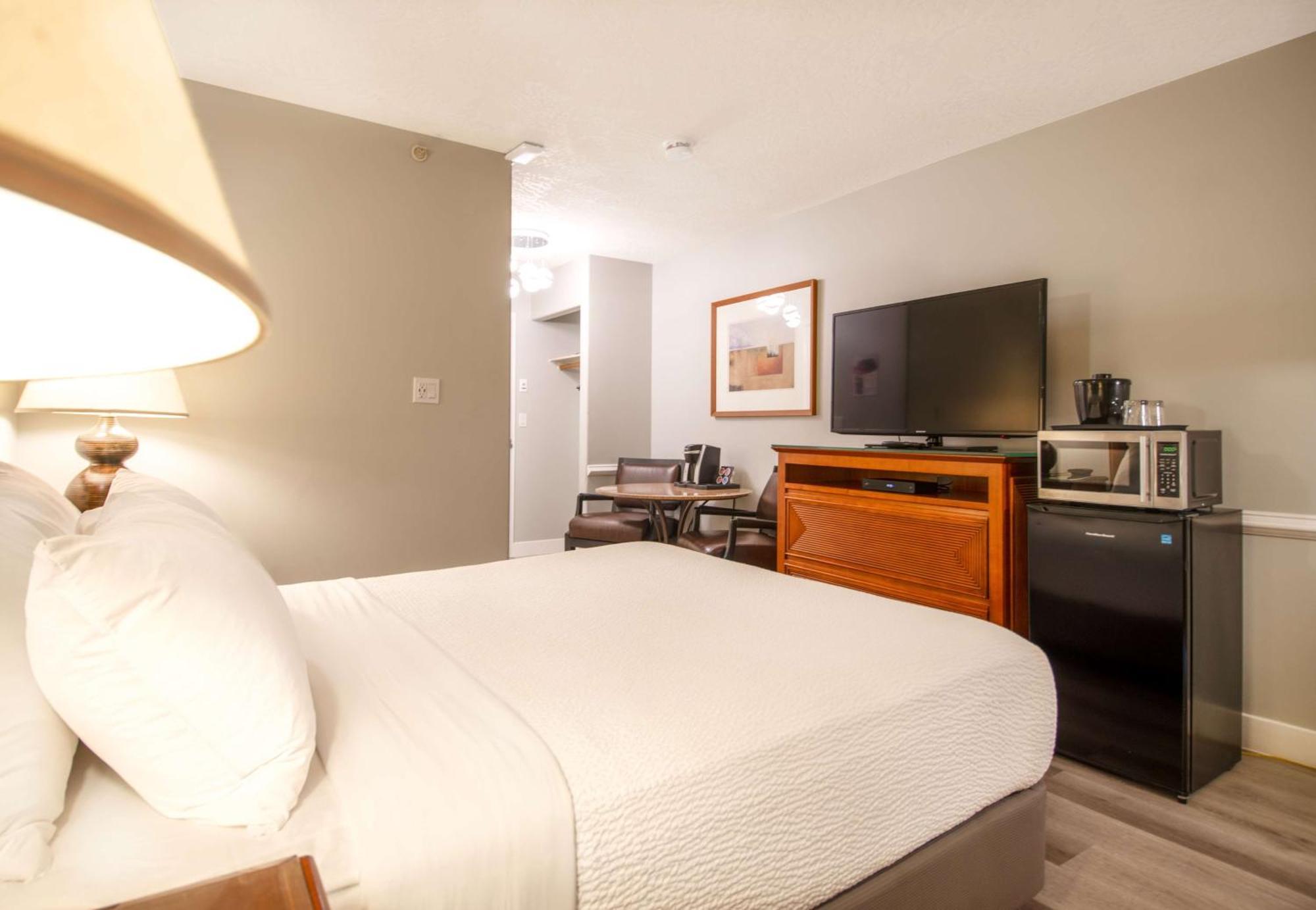 Coast Parksville Hotel Esterno foto