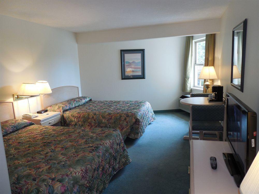 Coast Parksville Hotel Esterno foto