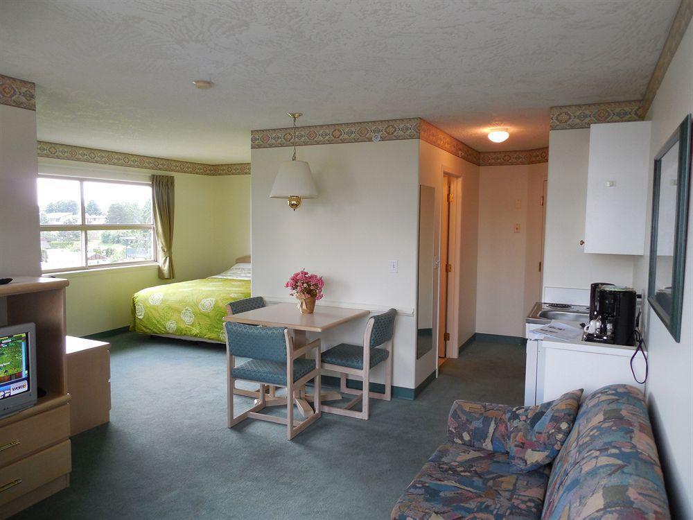 Coast Parksville Hotel Esterno foto