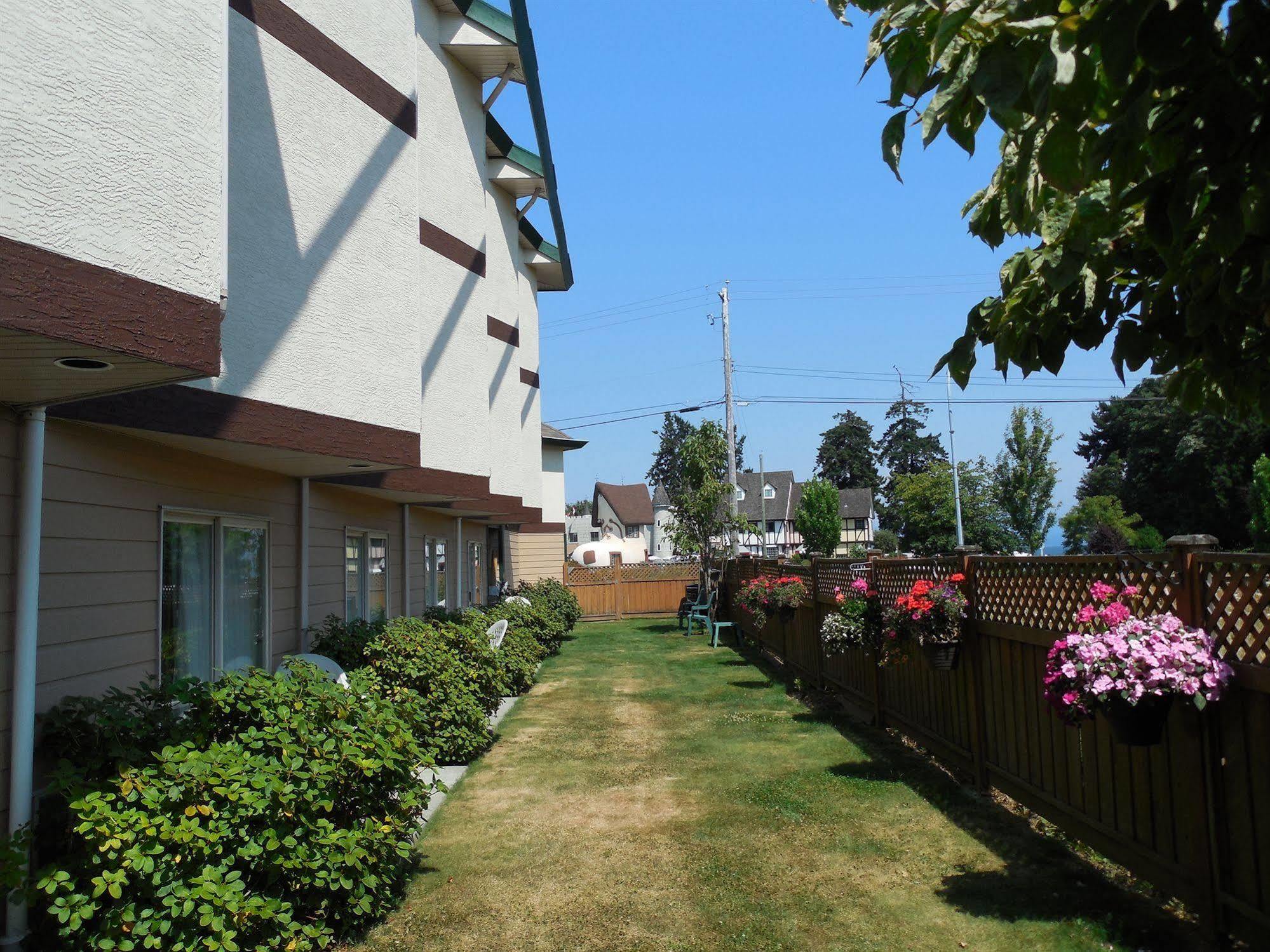Coast Parksville Hotel Esterno foto